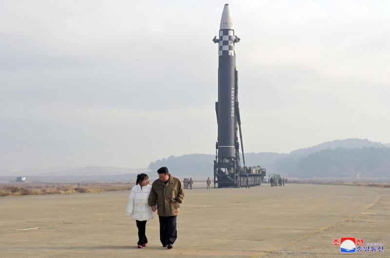 2022-11-18T230045Z_1460597217_RC2IOX960K53_RTRMADP_3_NORTHKOREA-MISSILES-KIMJONGUN-DAUGHTER