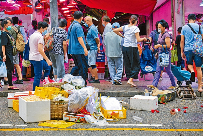 不少街市有垃圾滿地的問題。