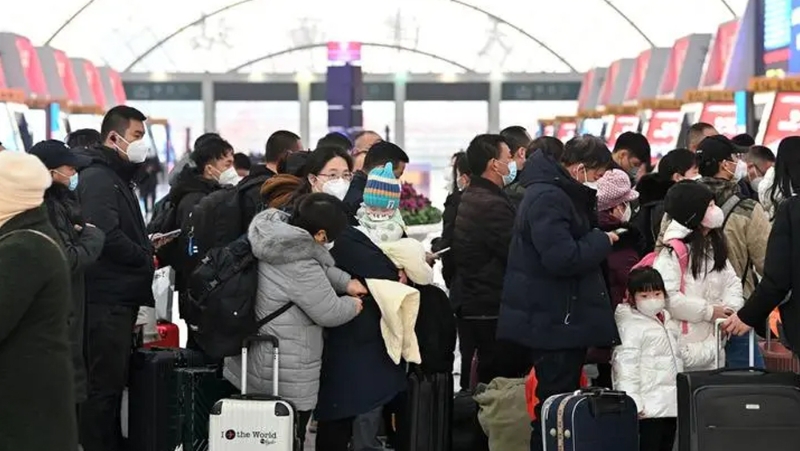 春运首日全国铁路预计发送旅客630万多人次。