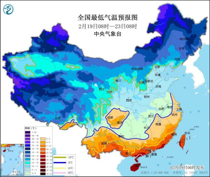 中央气象台发寒潮、大雾、大风和沙尘暴等预警。