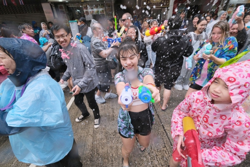 九龙城泼水节2024｜泼水泰缤纷嘉年华4月举行！